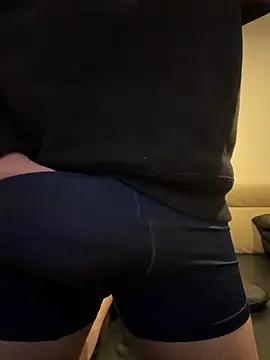 Snapshot of yuuuuusuke00 chatting on February 2026 02:53:01 AM yuuuuusuke00 online show from February 2026 02:53:01 AM