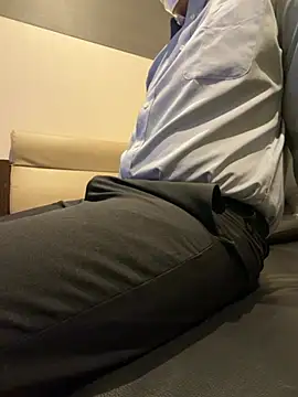 Snapshot of yuuuuusuke00 chatting on February 2026 01:03:02 AM yuuuuusuke00 online show from February 2026 01:03:02 AM