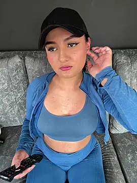 Snapshot of Catalu_x chatting on February 2026 06:27:02 PM Catalu x online show from February 2026 06:27:02 PM