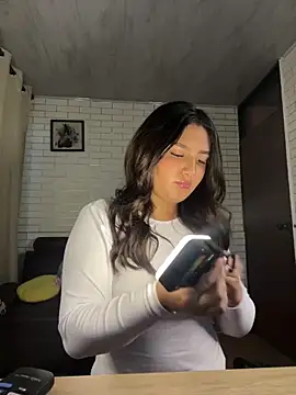 Snapshot of Catalu_x chatting on February 2026 11:01:01 AM Catalu x online show from February 2026 11:01:01 AM