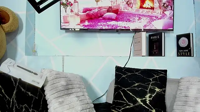 amy noa online show from April 2026 01:01:02 AM