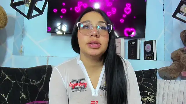 amy noa online show from May 2026 12:59:02 AM