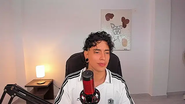 paisa hotx online show from February 2026 10:51:02 PM