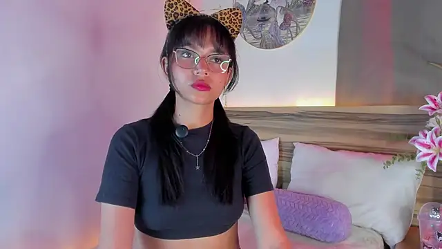 EvaLune online show from April 2026 08:05:02 PM