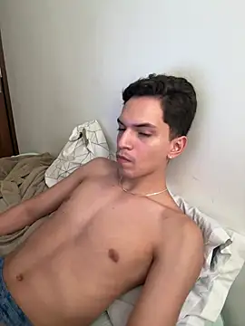 Heliox noir online show from February 2026 09:43:02 PM