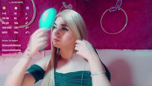 isabella vogue online show from February 2026 11:34:01 AM