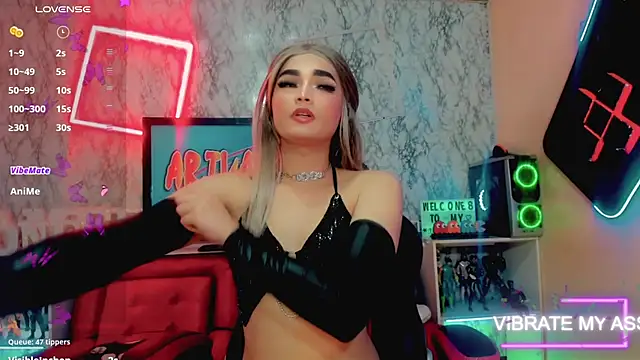 isabella vogue online show from February 2026 07:47:02 PM