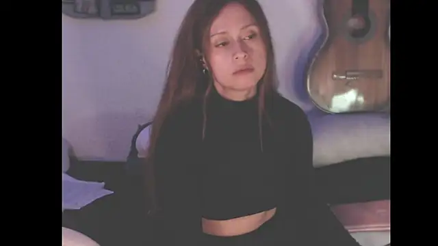 Lametaleralatina online show from April 2026 03:54:01 AM