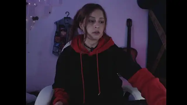 Lametaleralatina online show from April 2026 01:39:01 PM