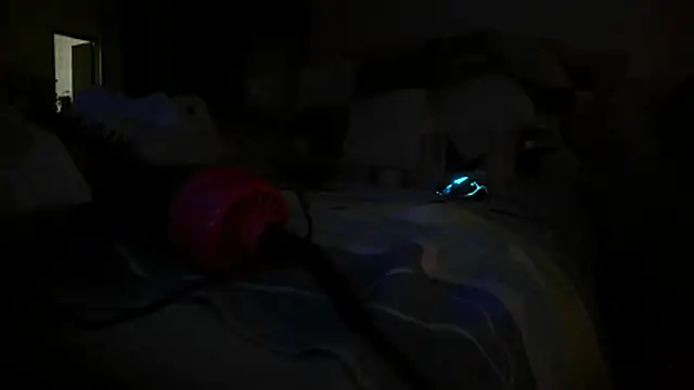 bialoba7 online show from December 2025 08:58:02 PM