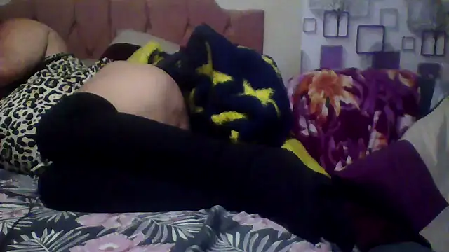bialoba7 online show from June 2026 10:18:02 PM