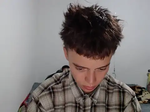 Brenda Tina699 online show from March 2026 01:35:01 AM