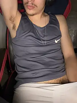 Snapshot of hungtwinkBR chatting on February 2026 02:23:01 AM hungtwinkBR online show from February 2026 02:23:01 AM