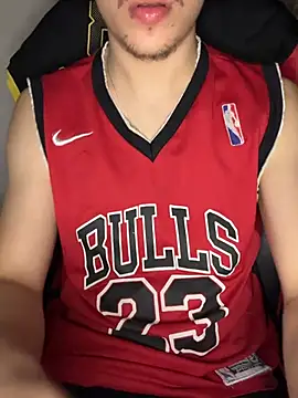 Snapshot of hungtwinkBR chatting on March 2026 03:24:01 AM hungtwinkBR online show from March 2026 03:24:01 AM