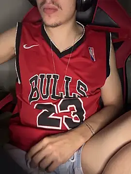 hungtwinkBR online show from March 2026 11:54:01 PM