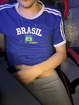 Snapshot of hungtwinkBR chatting on February 2026 09:14:02 PM hungtwinkBR online show from February 2026 09:14:02 PM