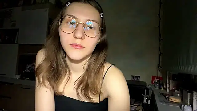 Miaaa Moon online show from March 2026 05:58:02 PM