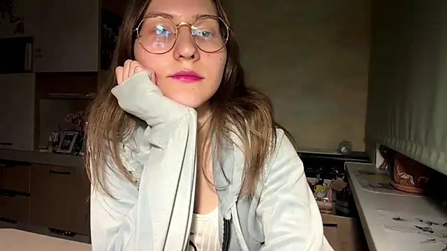 Miaaa Moon online show from April 2026 05:30:01 PM
