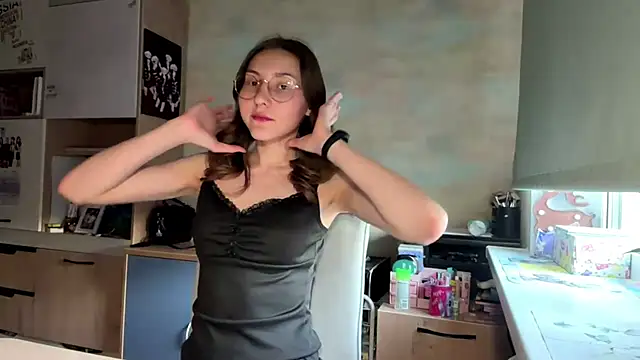 Miaaa Moon online show from May 2026 03:38:01 PM