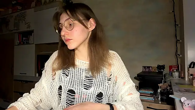 Miaaa Moon online show from February 2026 04:15:01 PM