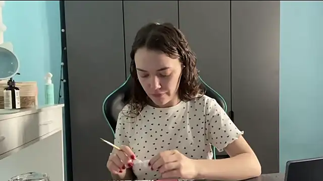 Snapshot of AndreeMerryman chatting on February 2026 02:09:02 AM AndreeMerryman online show from February 2026 02:09:02 AM