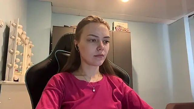 AndreeMerryman online show from April 2026 04:08:01 AM