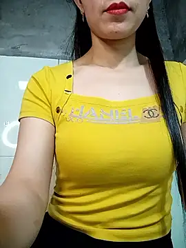 Vyvvyy69 online show from March 2026 12:04:02 AM