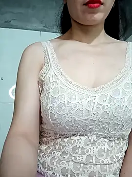 Vyvvyy69 online show from May 2026 02:13:02 PM
