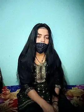 18 year old girl online show from March 2026 03:35:02 AM