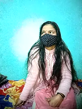 18 year old girl online show from February 2026 03:39:01 AM