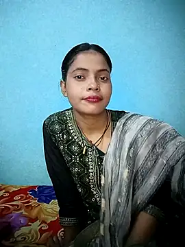 18 year old girl online show from February 2026 04:01:01 AM