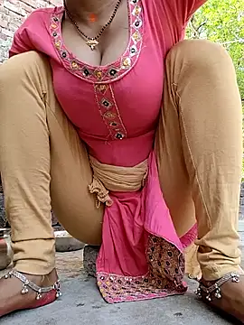 Snapshot of Arohi_20 chatting on March 2026 03:17:02 AM Arohi 20 online show from March 2026 03:17:02 AM
