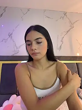 Doll Alaia  online show from February 2026 12:23:01 PM