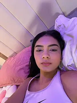 Doll Alaia  online show from February 2026 07:46:02 PM