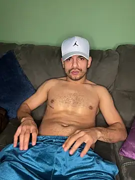 alessand180521 online show from February 2026 08:19:01 PM