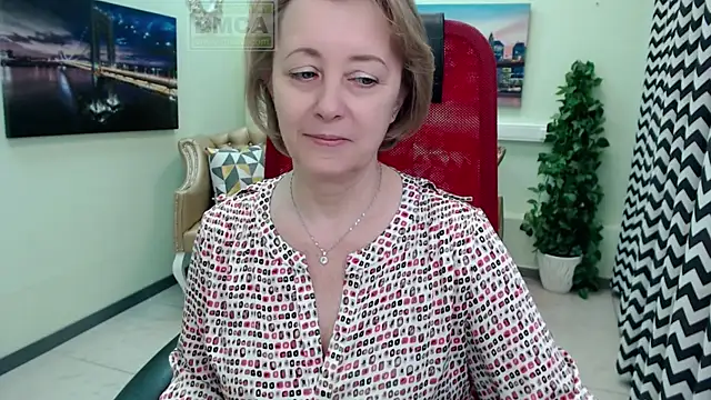 MONA W online show from April 2026 11:28:01 AM