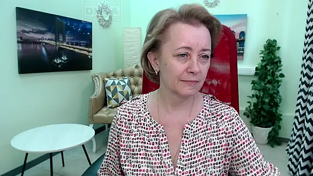 MONA W online show from March 2026 11:33:02 AM