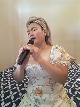 Zyramae 25 online show from April 2026 06:10:01 AM