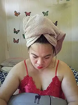Snapshot of Zyramae_25 chatting on July 2026 02:49:01 AM Zyramae 25 online show from July 2026 02:49:01 AM