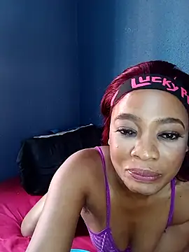 Snapshot of Amarcreamxx chatting on February 2026 11:41:01 AM Amarcreamxx online show from February 2026 11:41:01 AM