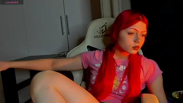 Snapshot of Leah_Castro chatting on February 2026 05:46:02 PM Leah Castro online show from February 2026 05:46:02 PM