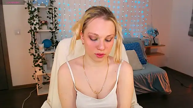 Snapshot of Betty_Vega chatting on February 2026 04:00:02 AM Betty Vega online show from February 2026 04:00:02 AM