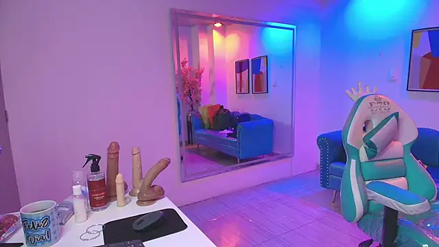 Madame scarlett online show from April 2026 11:33:02 AM