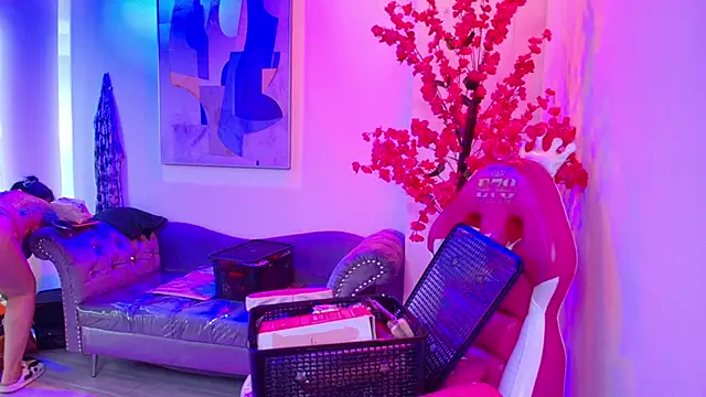 Madame scarlett online show from May 2026 11:38:01 AM