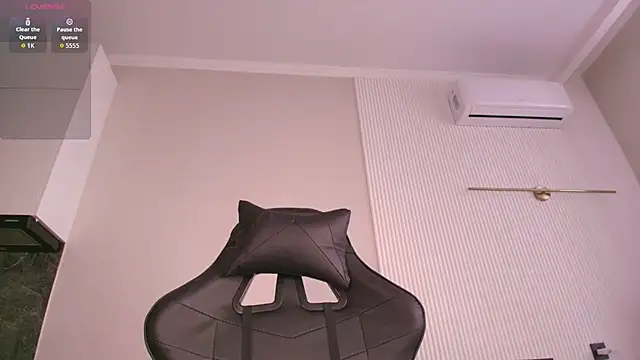 jjasleen0 online show from February 2026 03:39:01 AM