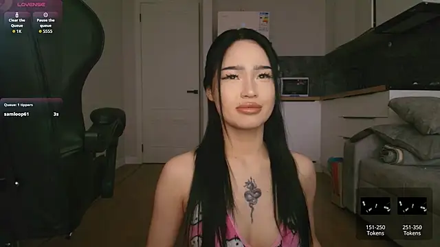 jjasleen0 online show from February 2026 03:35:02 AM