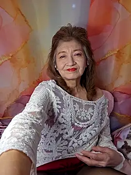 URAN429 online show from April 2026 05:25:01 AM