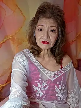 URAN429 online show from April 2026 06:25:02 PM