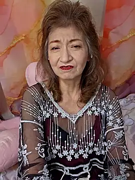 URAN429 online show from April 2026 06:03:02 PM