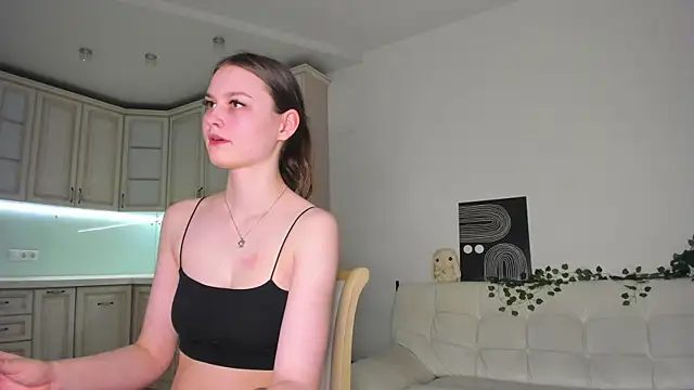 pink banny online show from April 2026 08:14:02 PM